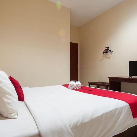 Reddoorz Plus Near Plaza Blok M Джакарта Екстериор снимка